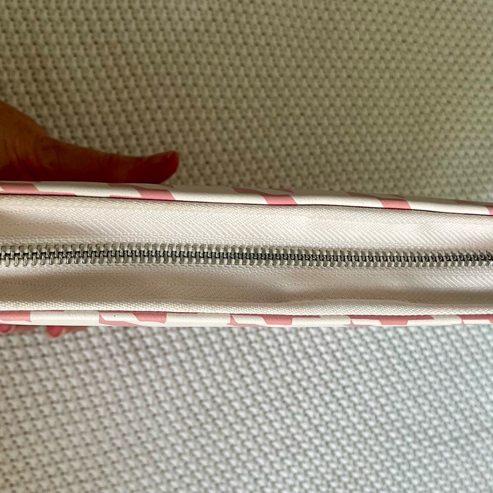 Pink and White Houndstooth compact binder - Picture 3 of 6